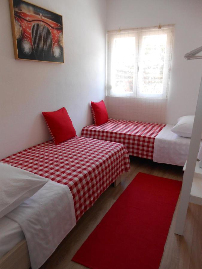 Apartments With A Parking Space Okrug Gornji, Ciovo - 13859 Trogir Dış mekan fotoğraf